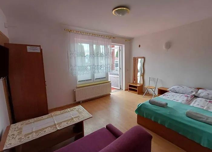 Muszelka ホームステイ *